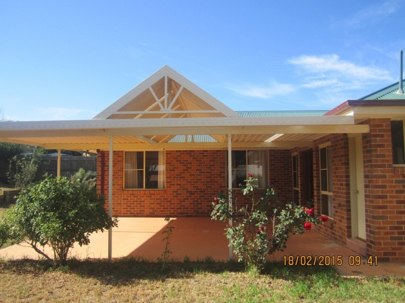 26 Country Way, Bathurst NSW 2795