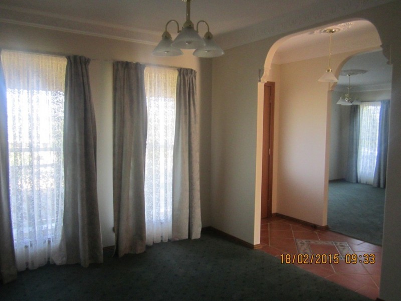 26 Country Way, Bathurst NSW 2795