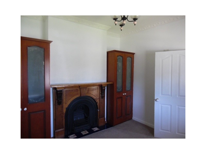 10 Henry Street, Bathurst NSW 2795