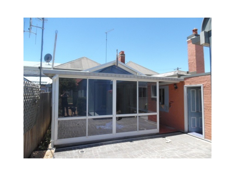 10 Henry Street, Bathurst NSW 2795