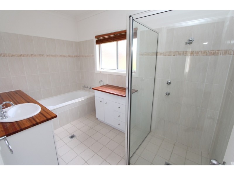 306 Howick St, Bathurst NSW 2795