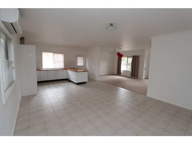 306 Howick St, Bathurst NSW 2795