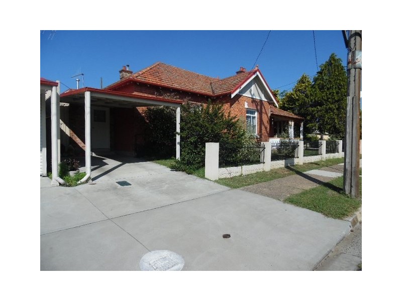 116 Stewart St, Bathurst NSW 2795