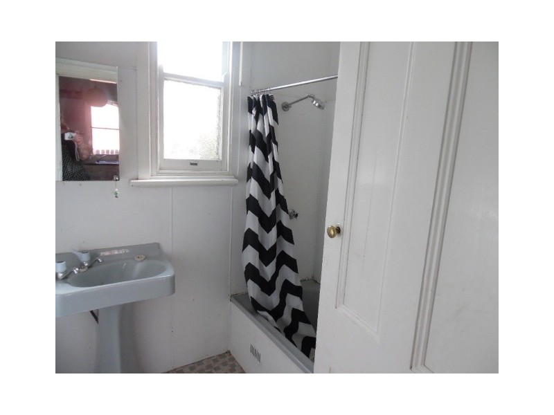 116 Stewart St, Bathurst NSW 2795