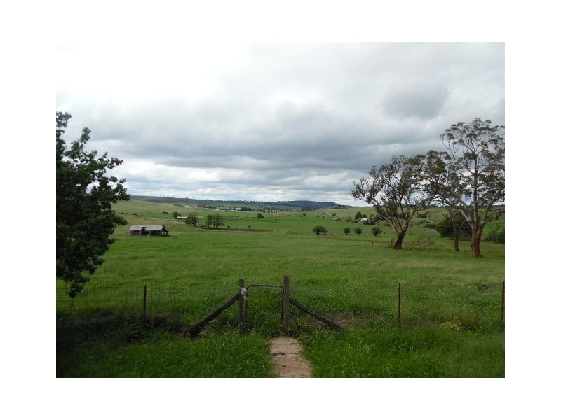 324 Cow Flat Rd, Georges Plains NSW 2795