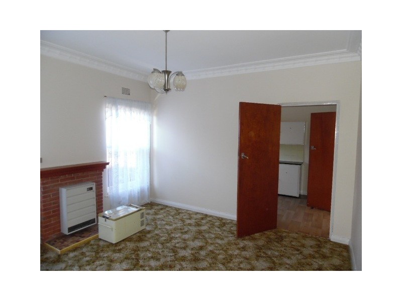 262 Rocket St, Bathurst NSW 2795