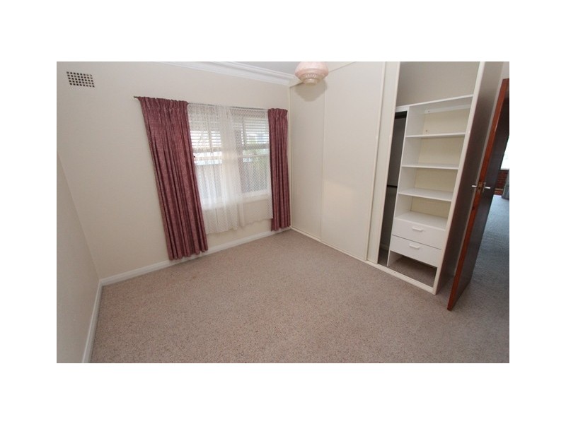 262 Rocket St, Bathurst NSW 2795