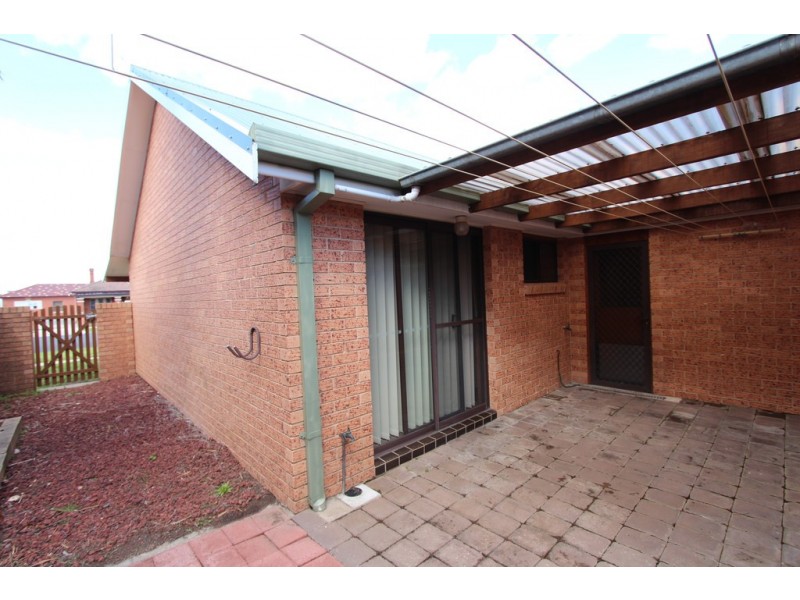 1/112 Piper street, Bathurst NSW 2795