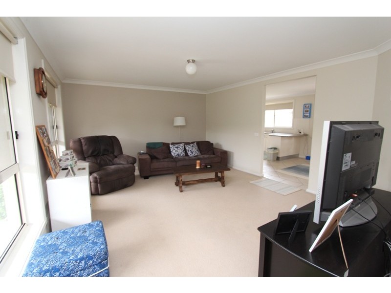 8a Blackman Court, Kelso NSW 2795