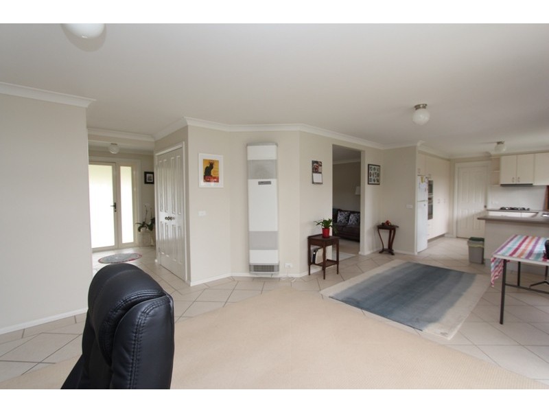 8a Blackman Court, Kelso NSW 2795