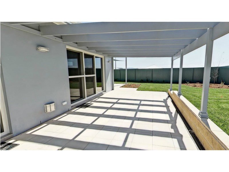 17 McGirr Street, Llanarth NSW 2795