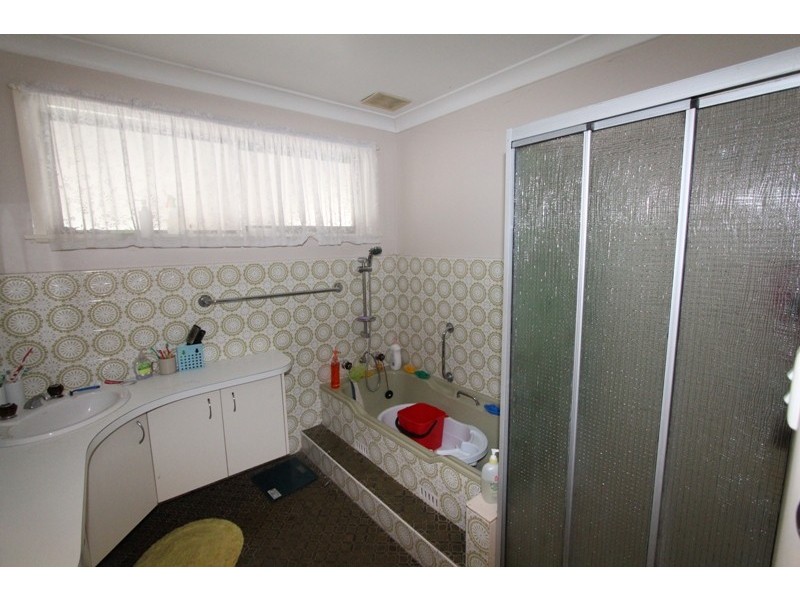 14 Uralla Circuit, Kelso NSW 2795