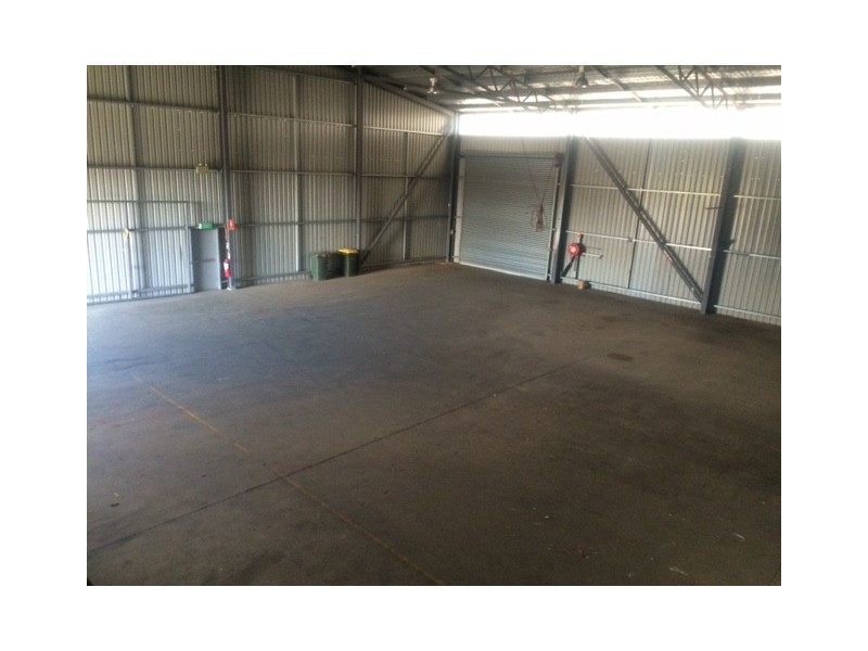 92 Corporation  Ave, Bathurst NSW 2795