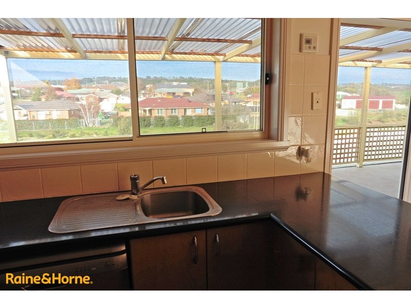 61 Lavelle Street, Windradyne NSW 2795