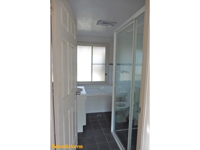 61 Lavelle Street, Windradyne NSW 2795