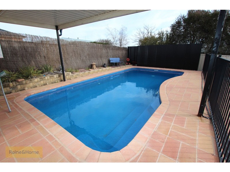 18 Georgia Place, Llanarth NSW 2795