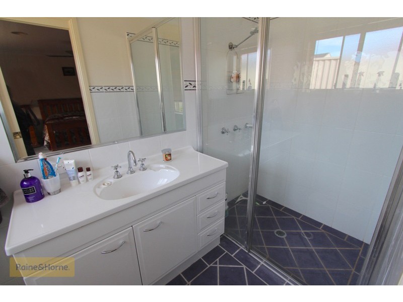 18 Georgia Place, Llanarth NSW 2795