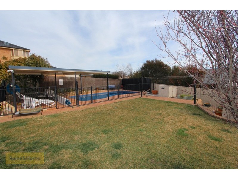 18 Georgia Place, Llanarth NSW 2795