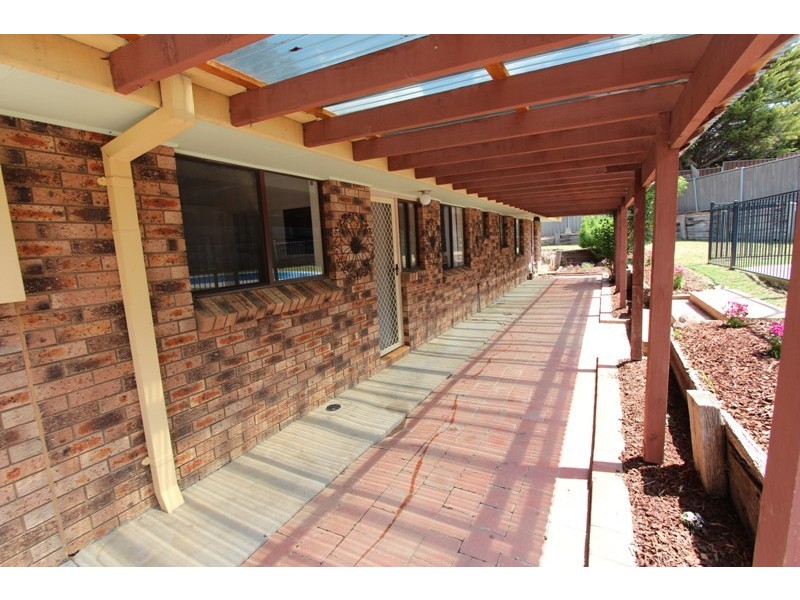 18 Cousins Place, Windradyne NSW 2795