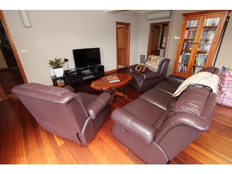 251 Bentinck Street, Bathurst NSW 2795