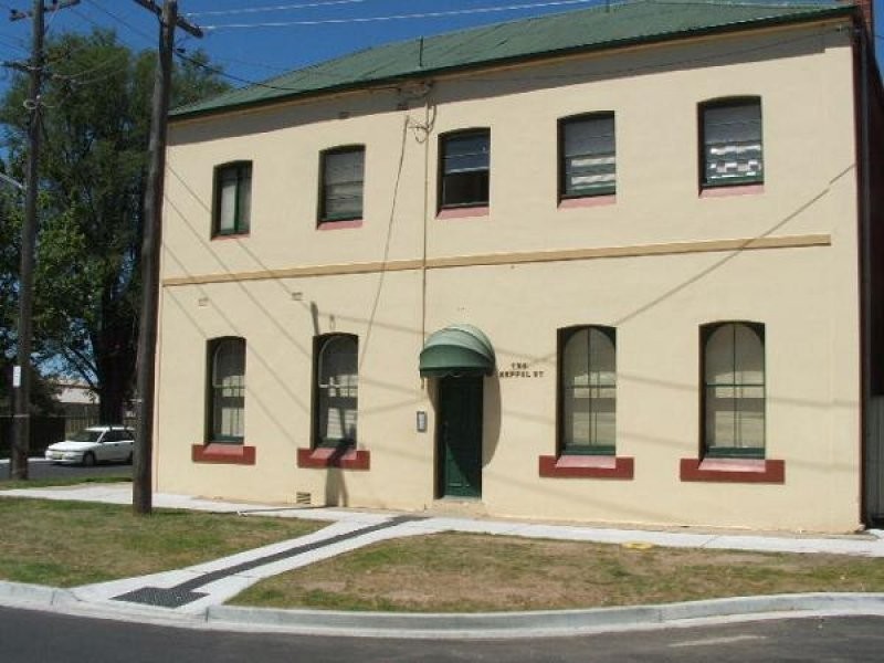 11/2 Keppel Street, Bathurst NSW 2795