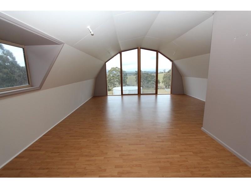 14 Hat Hill Lane, Meadow Flat NSW 2795