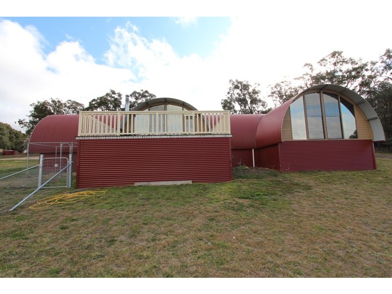 14 Hat Hill Lane, Meadow Flat NSW 2795