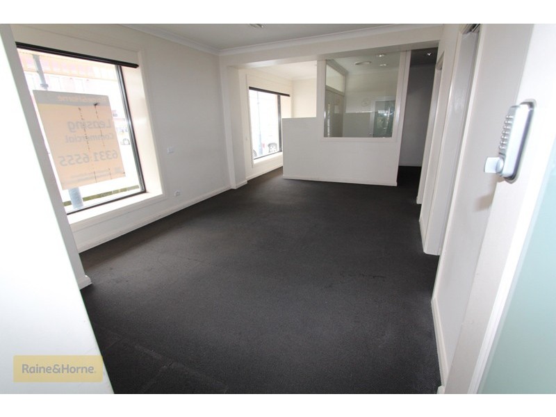 99A George St, Bathurst NSW 2795
