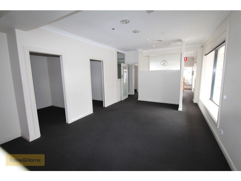 99A George St, Bathurst NSW 2795