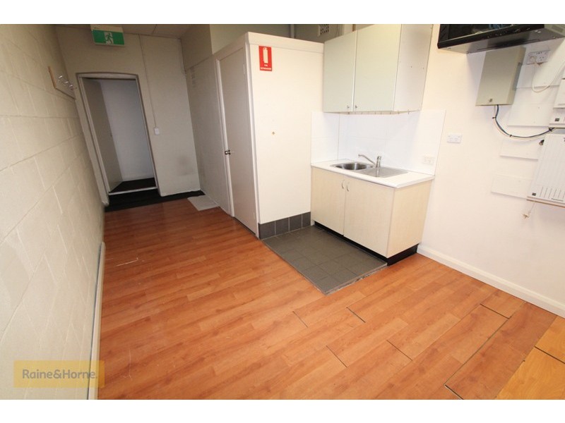 99A George St, Bathurst NSW 2795