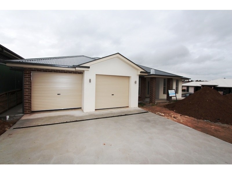 1 Knight Place, Llanarth NSW 2795