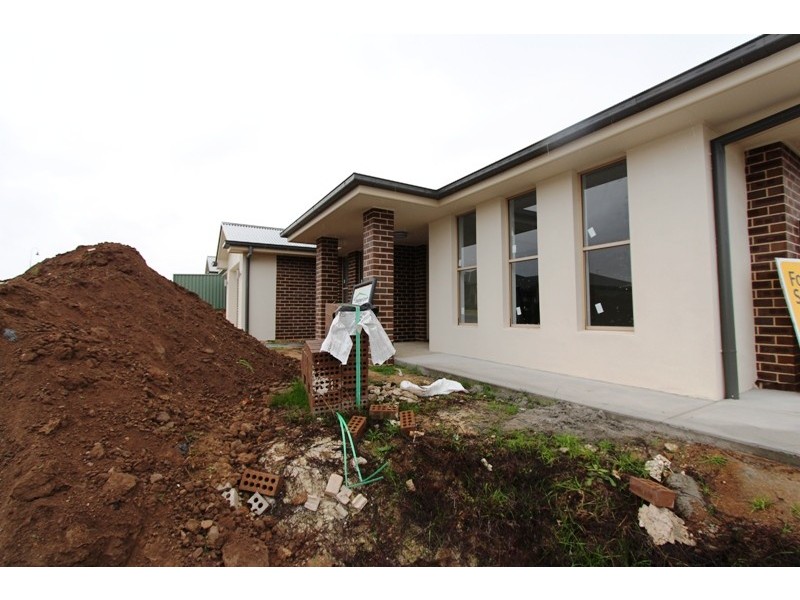 1 Knight Place, Llanarth NSW 2795