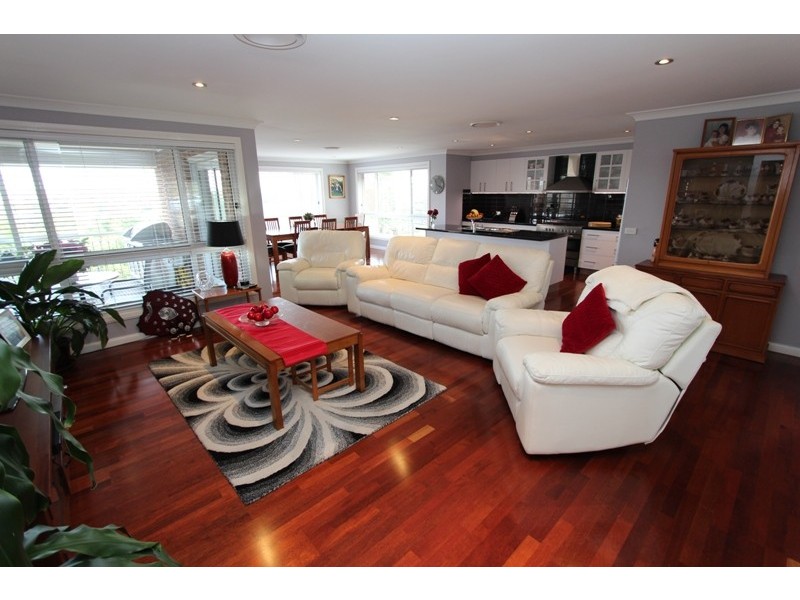 42 Ilumba Way, Kelso NSW 2795