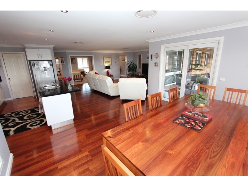 42 Ilumba Way, Kelso NSW 2795