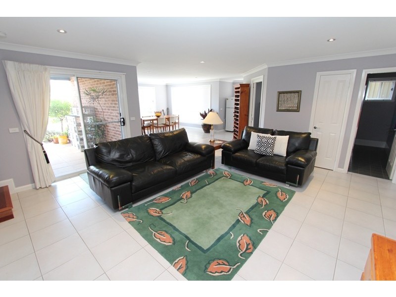 42 Ilumba Way, Kelso NSW 2795