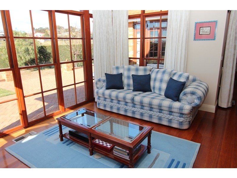 1 Lorimer Street, Llanarth NSW 2795