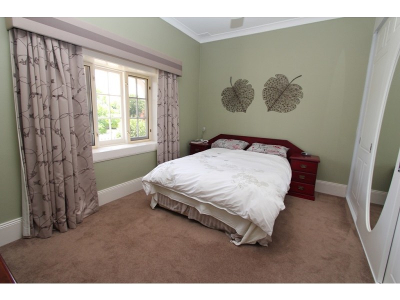 202 Keppel street, Bathurst NSW 2795