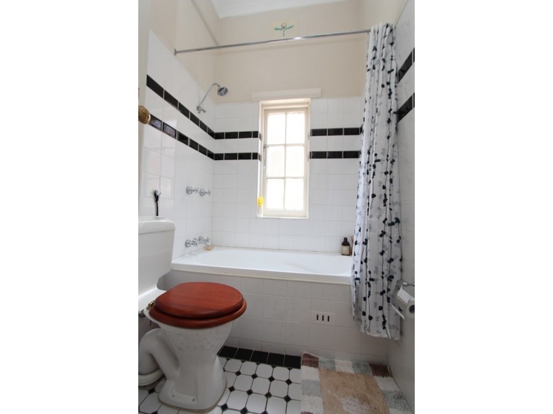 202 Keppel street, Bathurst NSW 2795