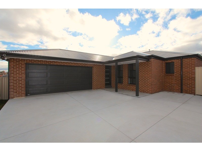 45 Amber Close, Kelso NSW 2795