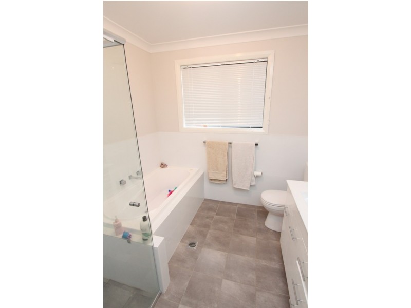 47 Amber Close, Kelso NSW 2795