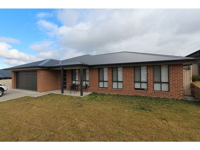 47 Amber Close, Kelso NSW 2795