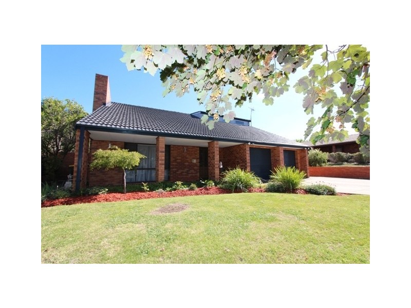 14 Tareena Av, Bathurst NSW 2795