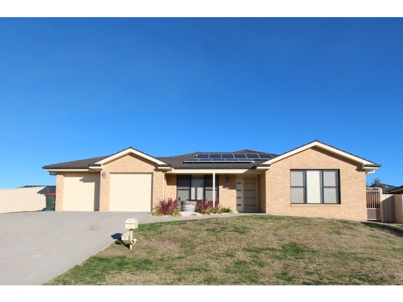 22 Riverside Retreat, Bathurst NSW 2795