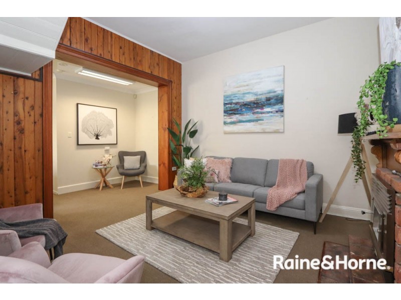 36 Keppel Street, Bathurst NSW 2795