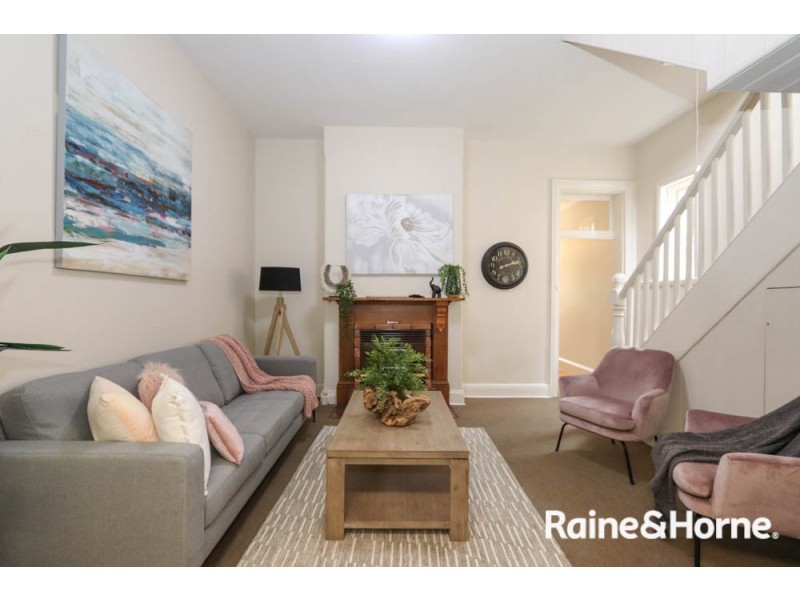 36 Keppel Street, Bathurst NSW 2795