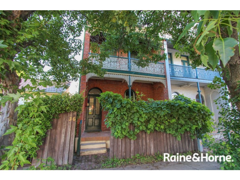 36 Keppel Street, Bathurst NSW 2795