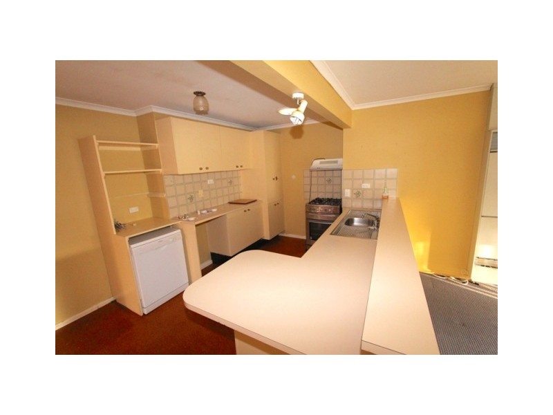 19 College Road, Bathurst NSW 2795