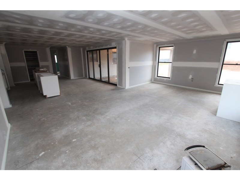 32 Graham Drive, Kelso NSW 2795