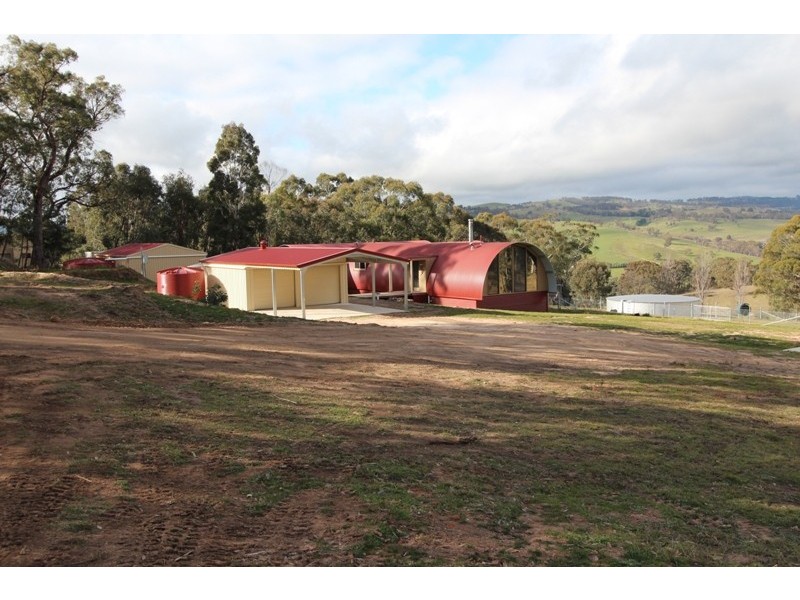14 Hat Hill Lane, Meadow Flat NSW 2795
