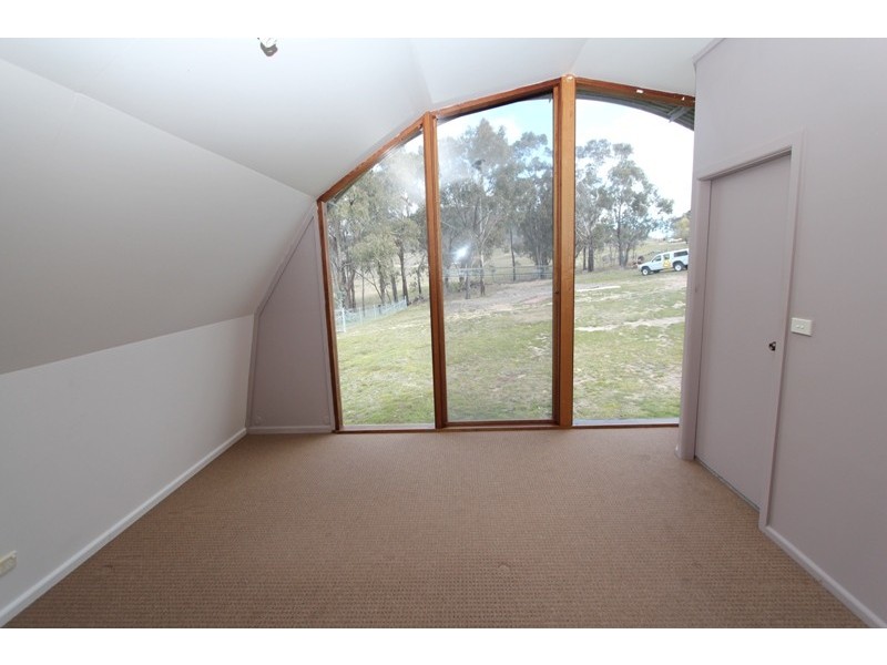 14 Hat Hill Lane, Meadow Flat NSW 2795